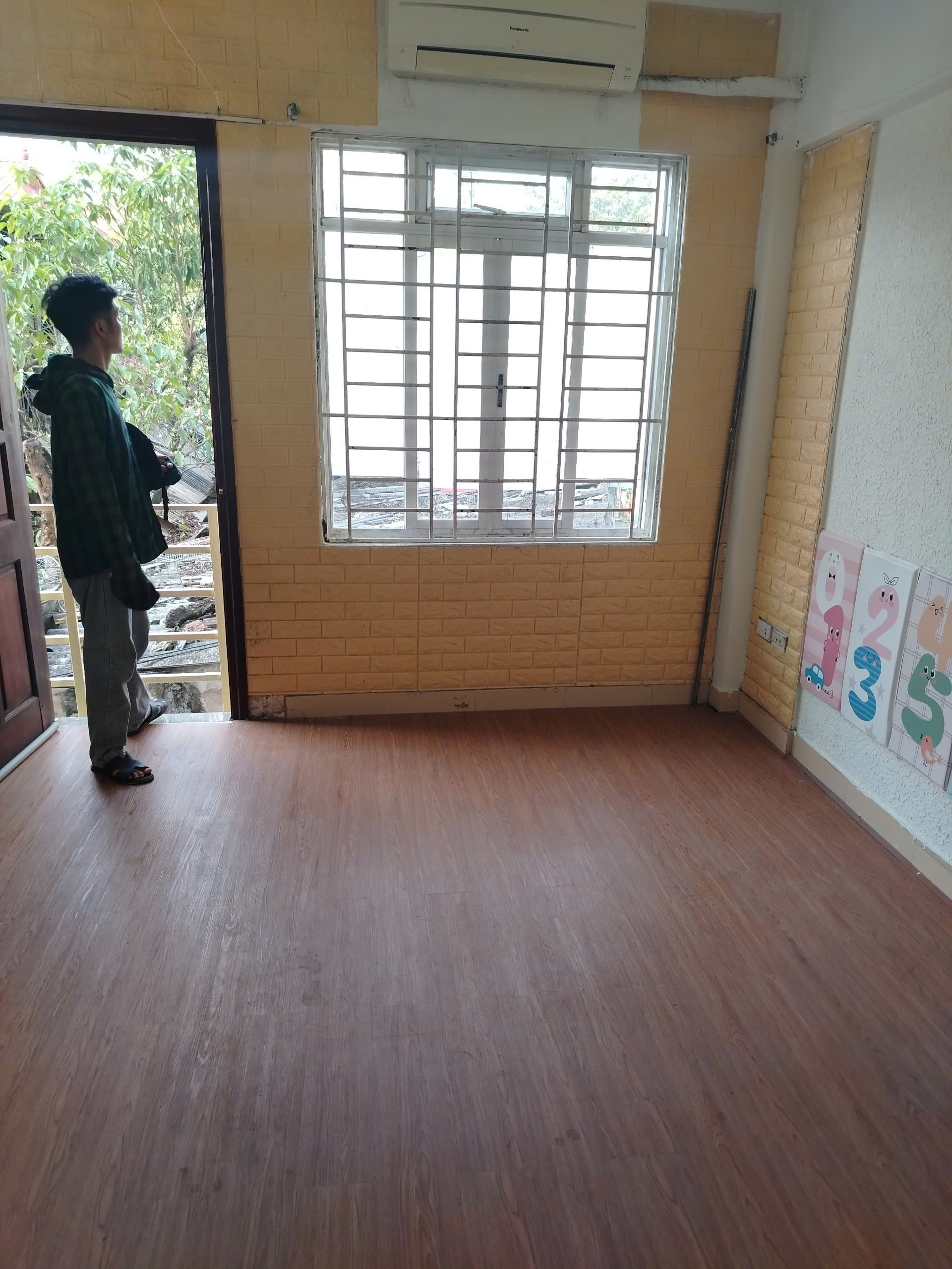 Cho thuê nhà ngõ 1 Bùi Xương Trạch, Thanh Xuân, 4 tầng x 35m2, 3 ngủ, 9 Triệu KD on, ở... - Ảnh chính